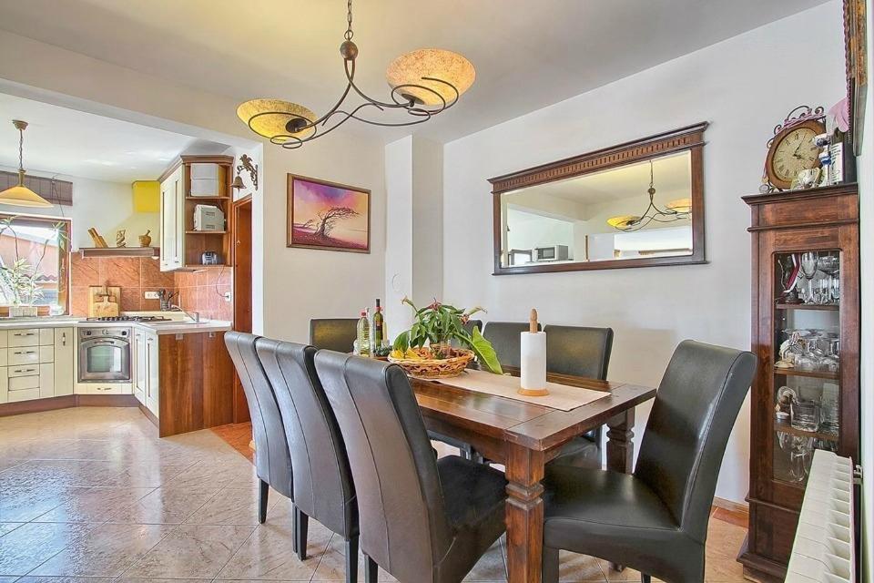 Villa Maggie Šišan Стая снимка